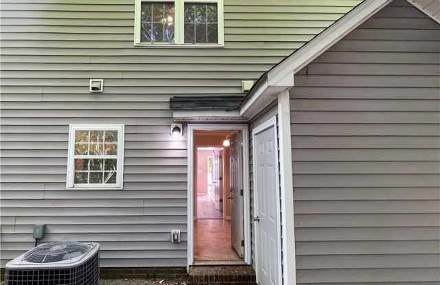 3336 Kenmont Lane Gallery 2