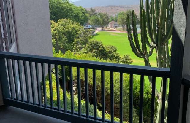 Spacious Condo w/ Washer/Dryer, A/C  View! photos photos