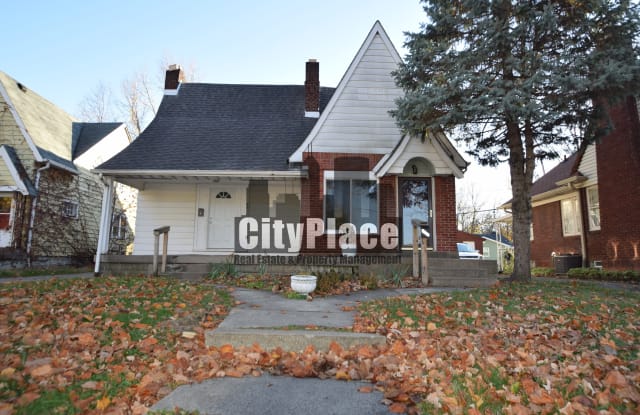 4917 Young Ave - 4917 Young Avenue, Indianapolis, IN 46201