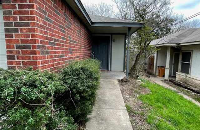 1233 Armadillo Road - 1 photos photos