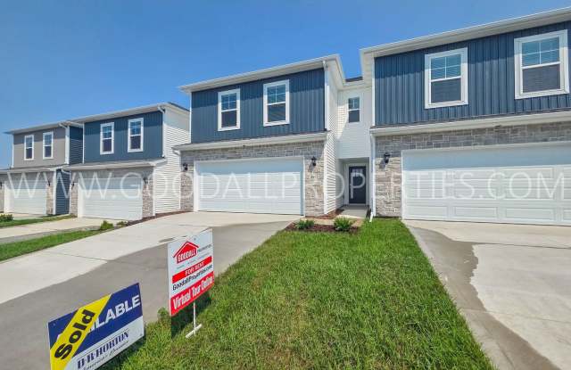 Brand New Construction | Never Lived In | 3 Bed, 2.5 Bath Townhome in Waukee photos photos