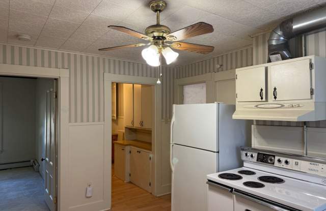 66 Stroudwater St. Gallery 3