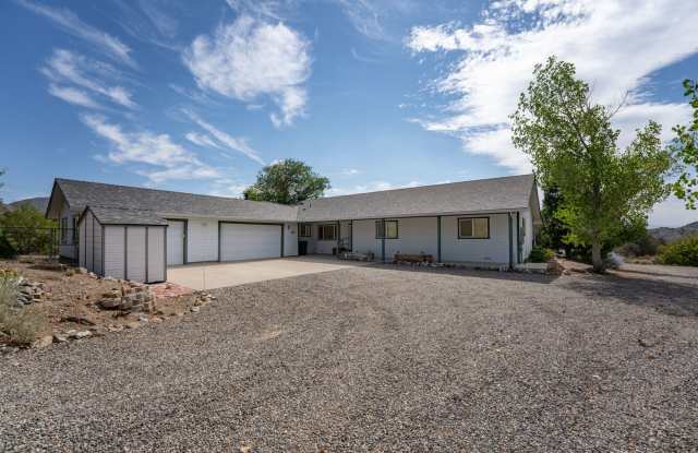 Executive Home with breathless views Gallery 1