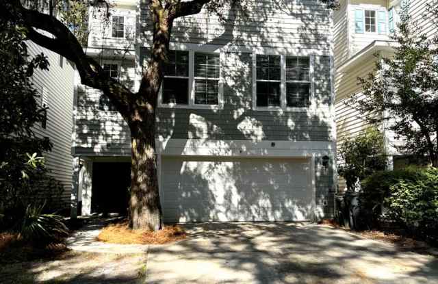 Newly Remodeled Home- Mid-Island Hilton Head - 9 Abigail Lane, Hilton Head Island, SC 29928