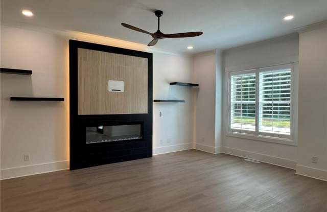 173 Brush Creek Court Gallery 4