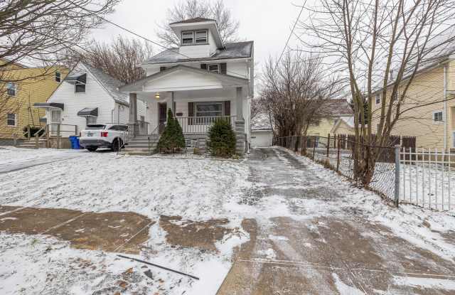 12310 Watterson Ave - 12310 Watterson Avenue, Cleveland, OH 44105