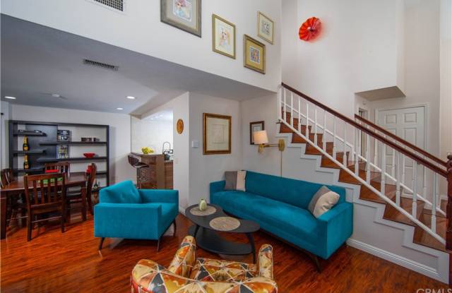 24361 Hilton Way Gallery 4