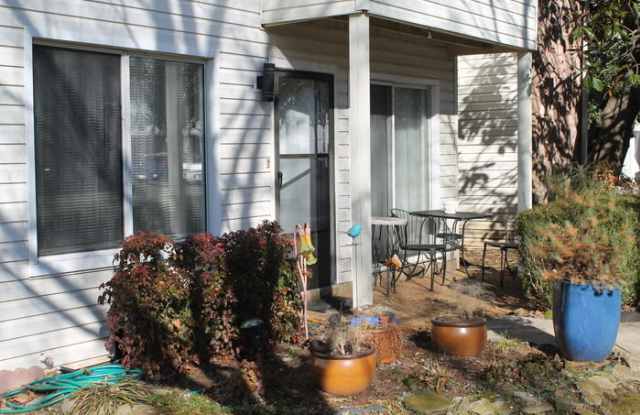 810 Bellevue Road photos photos