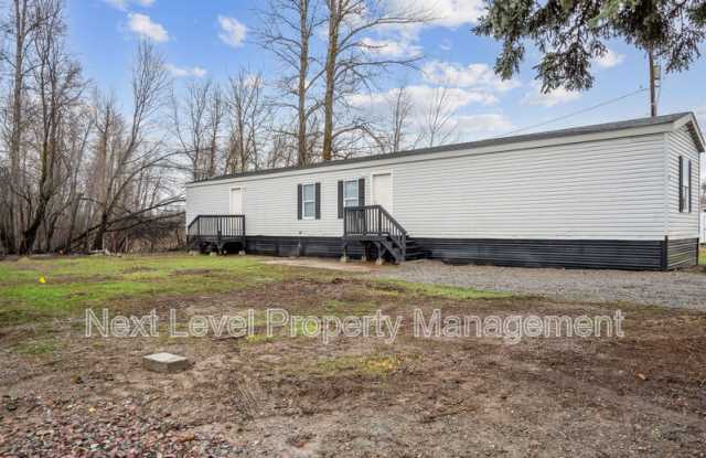 111 South Cedar Drive - 3 photos photos