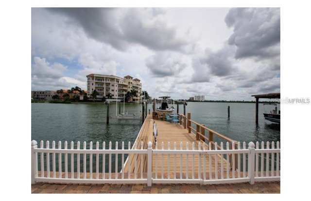216 BAYSIDE DRIVE Gallery 4