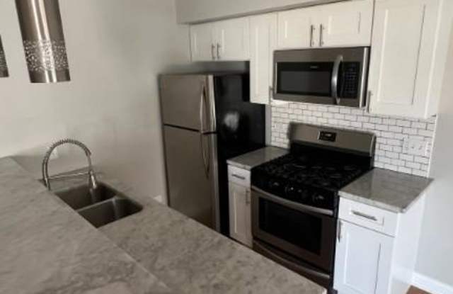 3627 West Oakdale Avenue photos photos