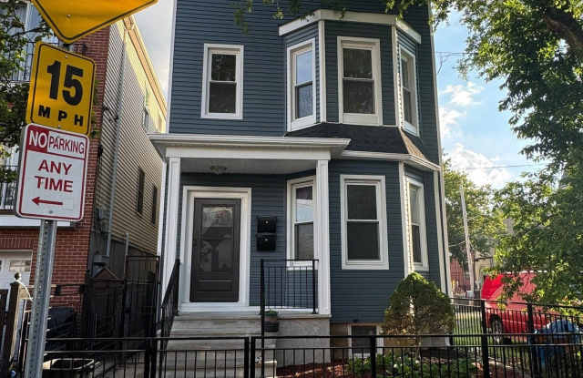 25 ORIENT AVE photos photos