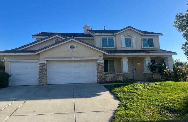 Spacious 4 Bedroom in Menifee photos photos