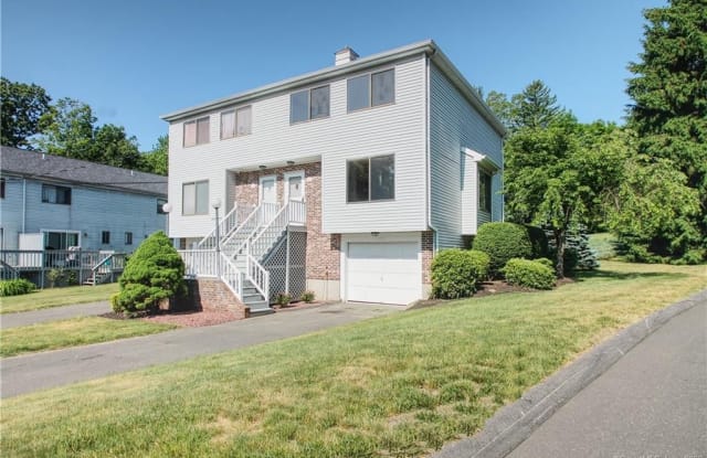 257 Kneen Street - 257 Kneen Street, Shelton, CT 06484