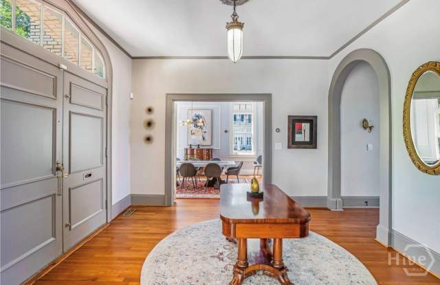 624 E Victory Drive Gallery 3