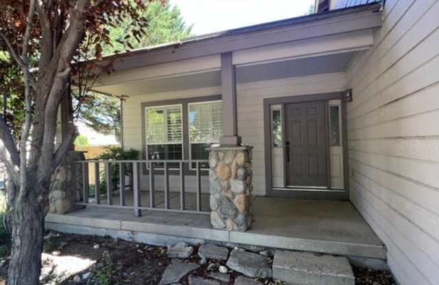 4185 Falling Water Drive Gallery 4