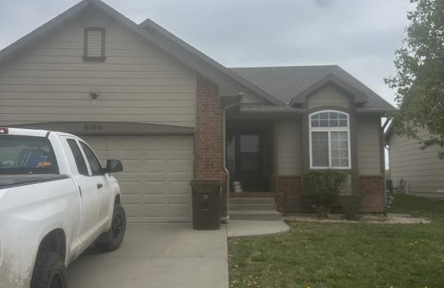 6104 E Ironhorse Cir photos photos