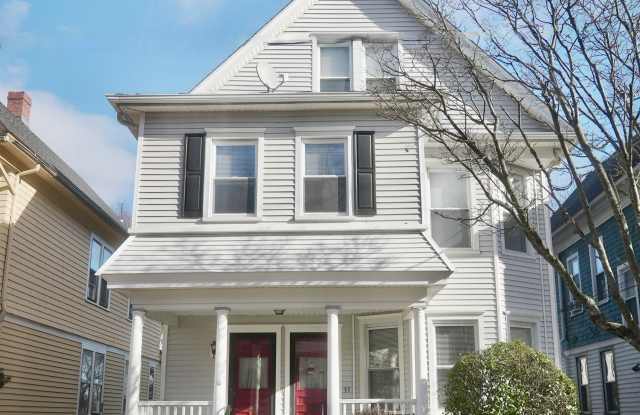 39 Pardee Place - 39 Pardee Place, New Haven, CT 06515