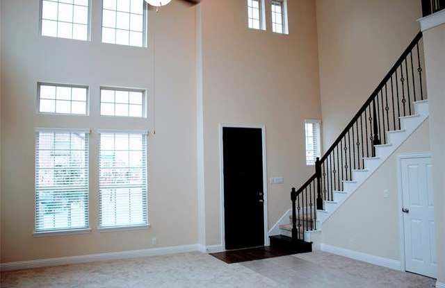 3705 Cobblecreek Drive Gallery 3