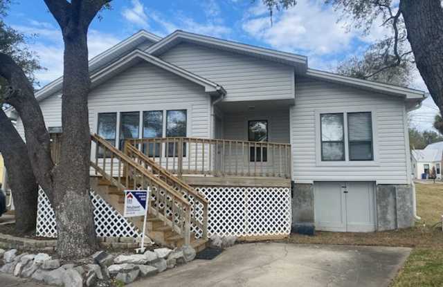 Cozy & Economical Unit in The Cove w/Waterfront Views of Massalina Bayou & Marina! photos photos