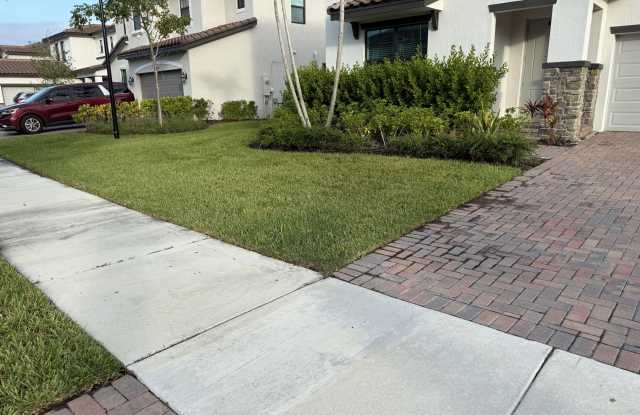 820 Pipers Cay Drive - 820 Pipers Cay Drive, Palm Beach County, FL 33415