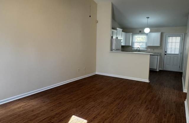 218 Cedar Creek Drive Gallery 2