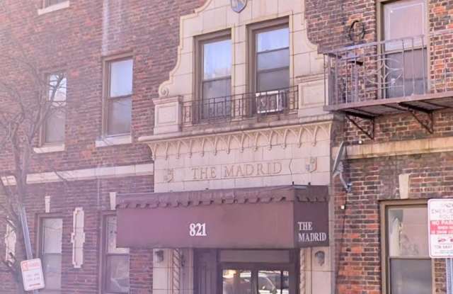 821 BERGEN AVE photos photos