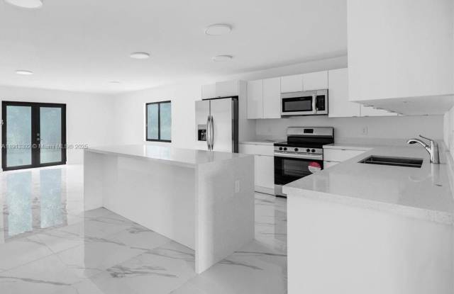 152 NW 18th Street, Homestead, FL 33030 photos photos