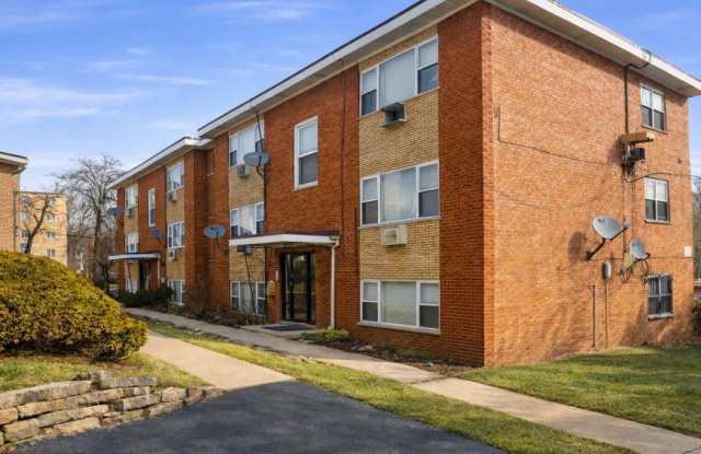 2027 W 111th Street photos photos