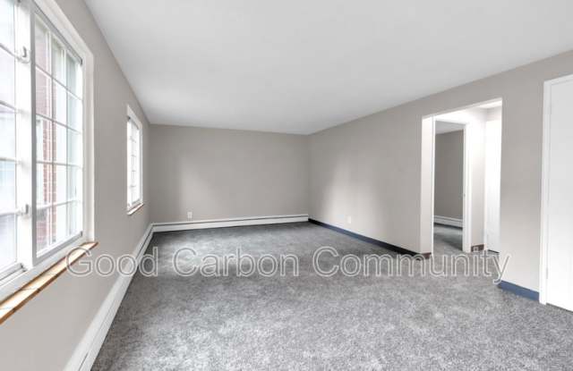 315 Beattie Ave Gallery 4
