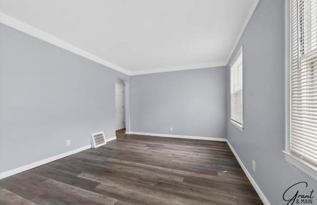 $1100 2 bedroom ranch Gallery 3