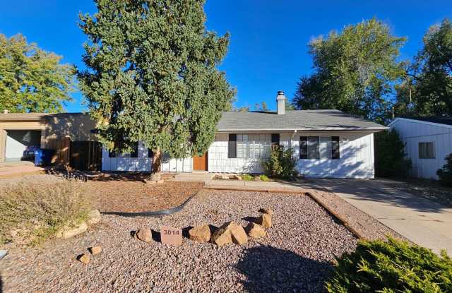 3 Bed 1 Bath Home In Park Hill!! Gallery 1
