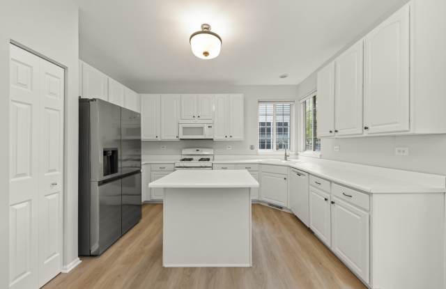 1749 Melbourne Lane Gallery 3