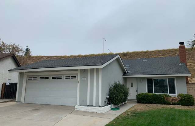 Beautiful 4 Bedroom Single Family Home on Cul de sac in Anaheim - 1928 North Cedar Creek Circle, Anaheim, CA 92807
