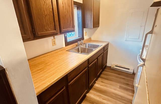 1995 Cottage Ave E photos photos 1995 Cottage Ave E photos photos