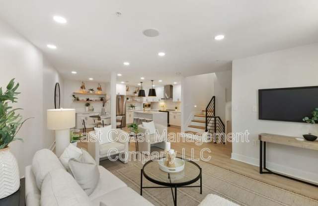 1601 Portugal St photos photos