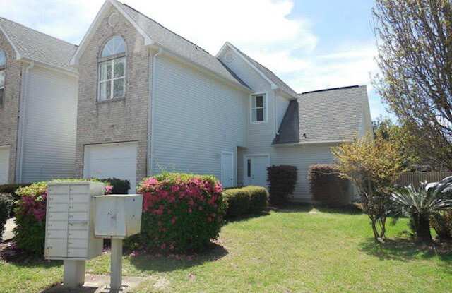 7251 Grimms Landing photos photos