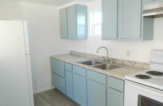 801 Alameda Unit A - 2/Bed 1/Bath - $900/month Gallery 4