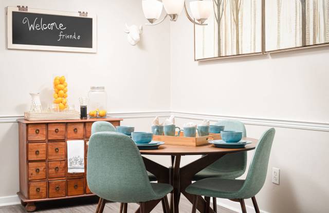 Spring Lake Apartments Gallery 3