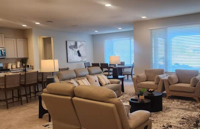 26704 W Mcrea Drive Gallery 3