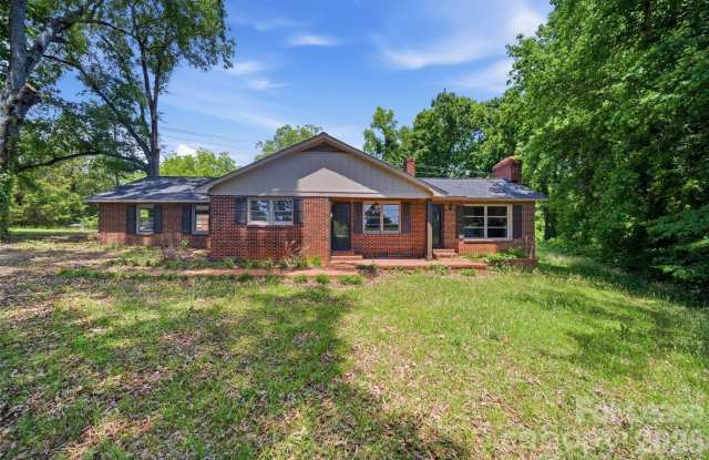 2988 Great Falls Highway Gallery 1