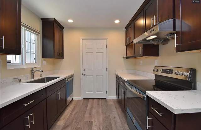 $3790 3 BED/2.5 BATH FREMONT HOME photos photos
