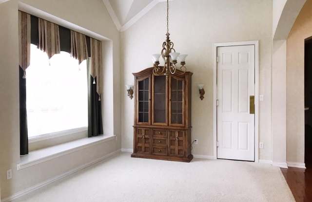 15648 Buffalo Creek Drive Gallery 4