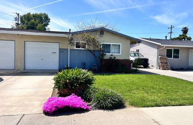 Campbell Duplex: 2 BR 1 BA with Office/Extra Room, Garage  Washer Dryer! photos photos