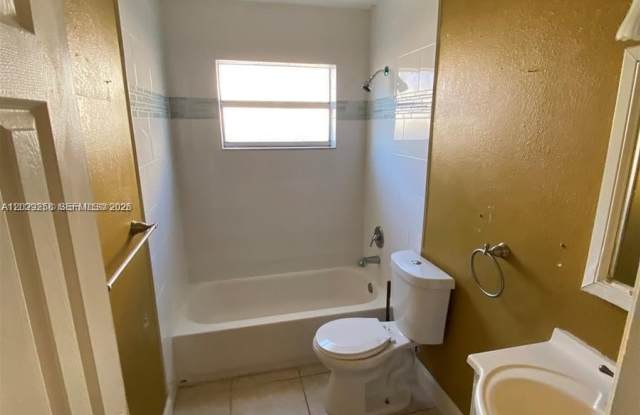 6162 SW 5th St photos photos