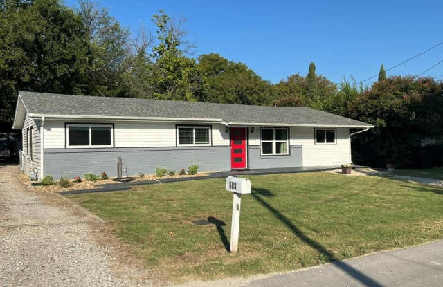 603 N Denton Avenue photos photos