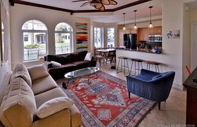 21128 NE 31st Pl Gallery 2
