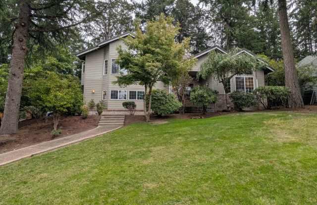 Gorgeous 4-Bedroom, 2.5-Bath Home In South Eugene! Gallery 3