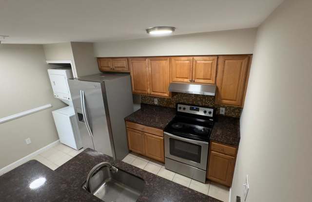 8623 Beekman Pl - 23D Gallery 2