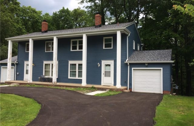 867 Cahoon Rd - 867 Cahoon Road, Westlake, OH 44145